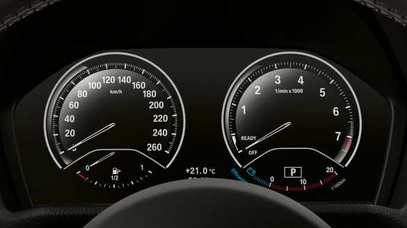 BMW X2 xDrive25e Instrumentenkombination